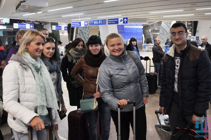 Туристы из Беларуси перед регистрацией на рейс до Шарм-эль-Шейха в Национальном аэропорту ‘Минск’