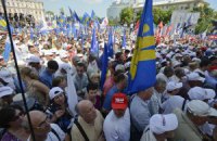 Власть и оппозиция с самого утра поделили Донецк