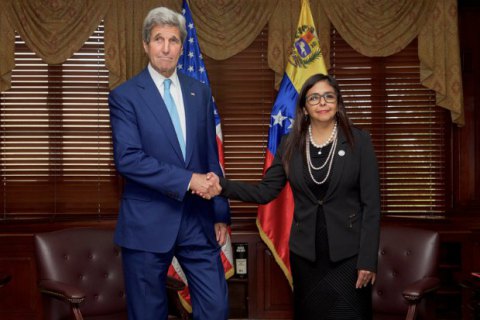 Мадуро запропонував США обмінятися послами
