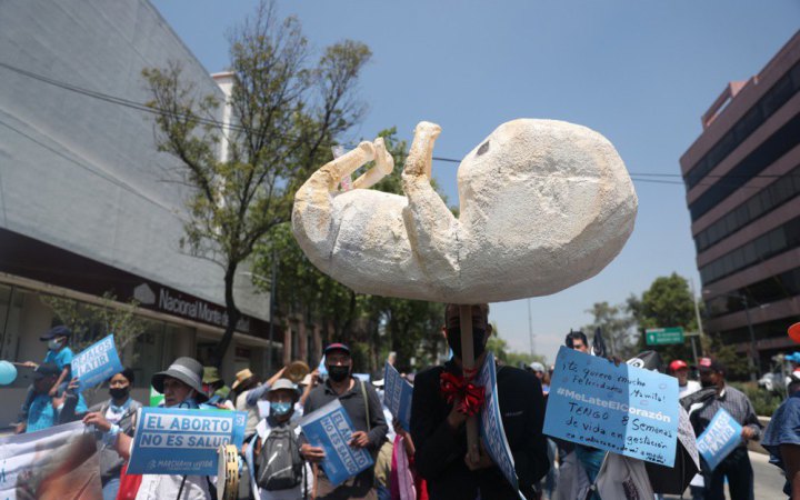 Верховний суд Мексики декриміналізував аборти у всій країні