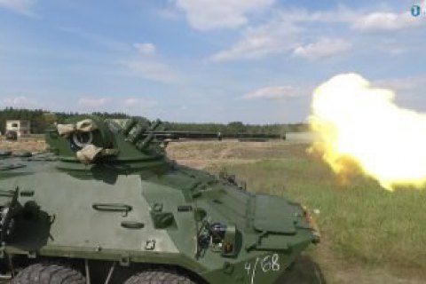 Киевский бронетанковый завод передал Нацгвардии партию БТР-3ДА