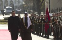 Янукович увидел новые перспективы для отношений с Катаром
