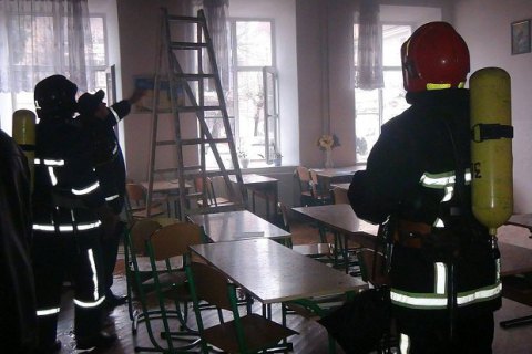 Во Львовской области подожгли школу
