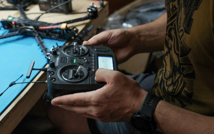 У серпні до експлуатації допустили 80 нових зразків озброєння та військової техніки