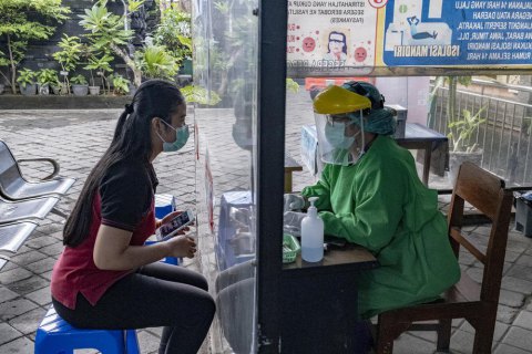 Корея обнародовала предварительное расследование смертей после прививок от ковида - связь с вакцинированием не нашли