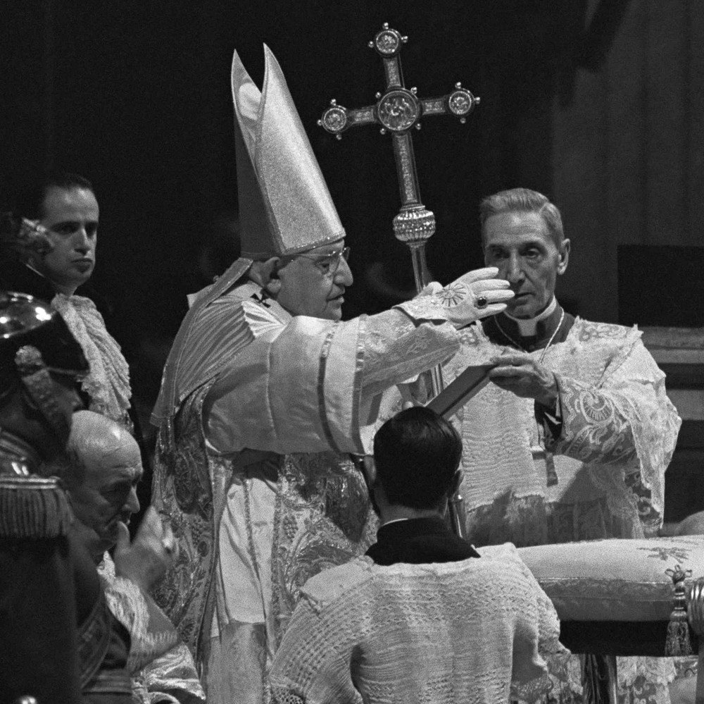 Папа Іван XXIII під час Вселенського собору в базиліці Святого Петра у Ватикані, 11 жовтня 1962 р. 