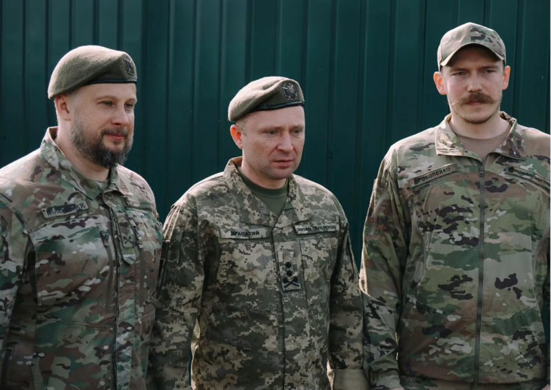 Генерали Білецький, Драпатий та Прокопенко на перепохованні видатного військово-політичного діяча 20 століття Полковника Коновальця.