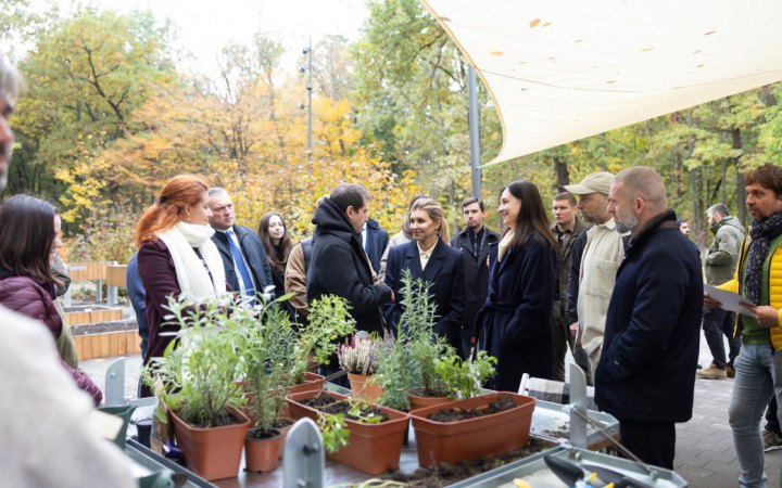 На ВДНГ у Києві відкрили терапевтичний сад (доповнено)