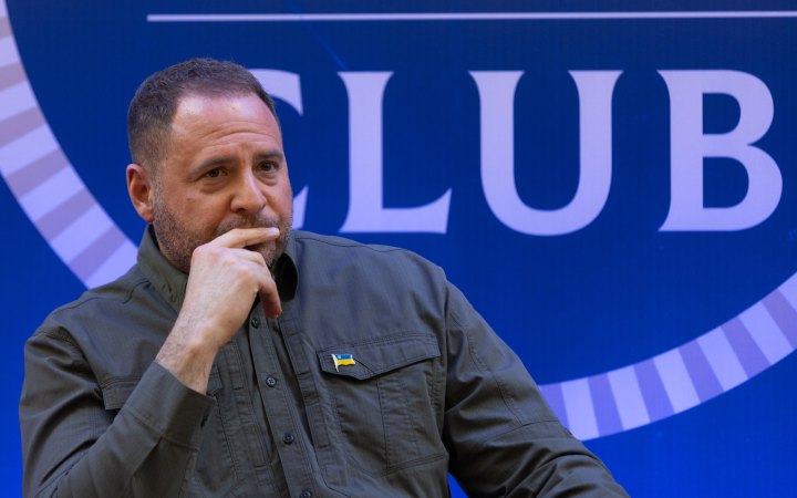 Єрмак: спочатку – домовленість про обмін полоненими, потім – визначення місця наступної зустрічі з РФ