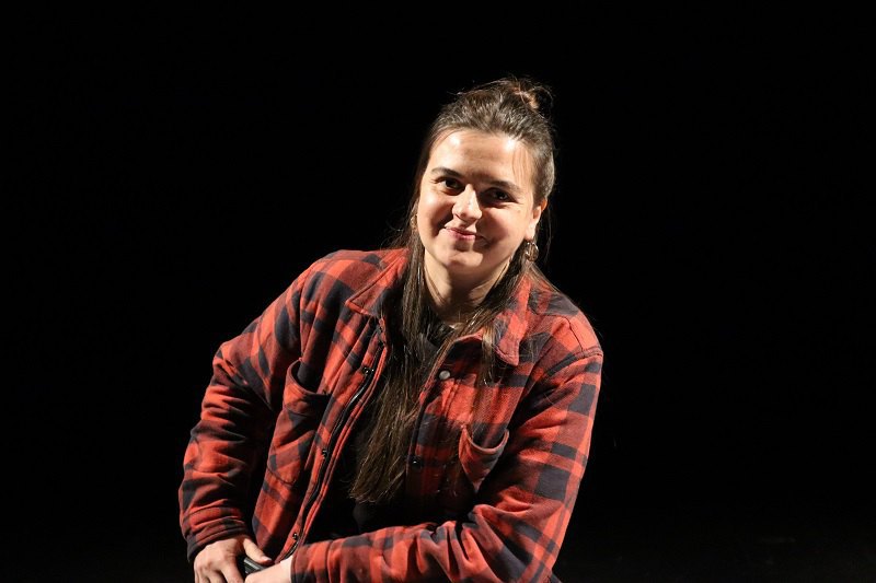 Олена Апчел