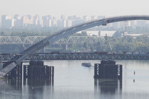 С Подольского моста украли 12 немецких вант