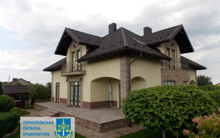 Ексначальника податкової на Тернопільщині судитимуть щодо недостовірного декларування на 23,4 млн грн