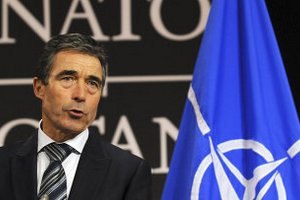 ​Глава НАТО: нельзя отказываться от военного варианта в Сирии