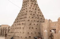 Двоє людей загинули внаслідок обстрілу історичного міста Тімбукту у Малі