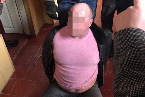 Голову сільради на Київщині затримали на хабарі €250 тисяч (оновлено)