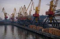 Одесских портовиков "нагибают" платить в киевский "общак"?