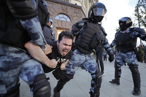 В Telegram опубликовали персональные данные задержанных во время протестов в Москве