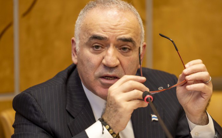 Гаррі Каспаров: «Усе сучасне російське життя — зверху донизу, від верхівки уряду до дитячого садка — підпорядковане війні» 