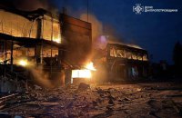 На Дніпропетровщині росіяни вбили чоловіка, поранили жінку та 12-річного хлопчика