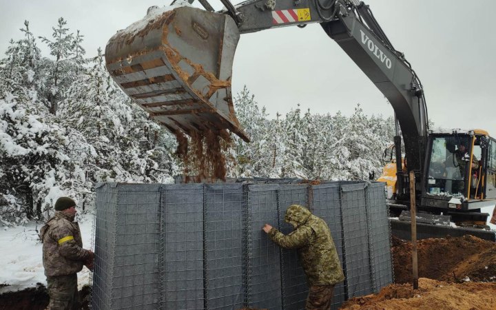 ДПСУ показала, як на півночі України укріплюють кордон