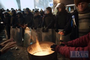 В Харькове Евромайдан поблагодарил милицию за обеспечение порядка
