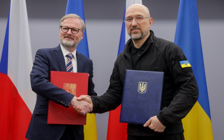Україна та Чехія домовились посилювати стратегічне партнерство, співпрацю у сфері ОПК, економіці та торгівлі