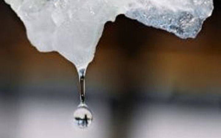 У неділю в Україні буде хмарно. На півдні, сході та у центрі – мокрий сніг та дощ