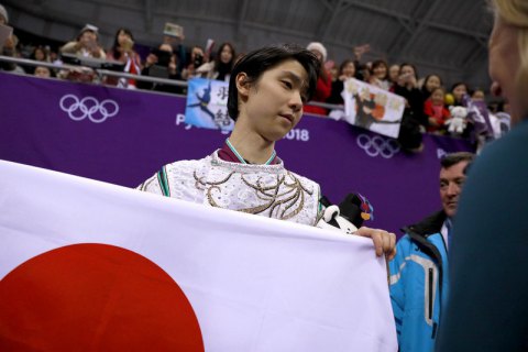 Японець Ханю виграв "золото" Олімпійських ігор у фігурному катанні