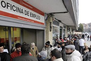 Безработица в Испании достигла 15-летнего рекорда
