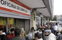 Безработица в Испании достигла 15-летнего рекорда
