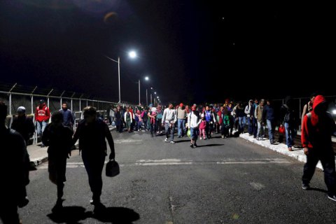 Трамп обвинил Мексику в бездействии к колонне мигрантов, движущихся к США