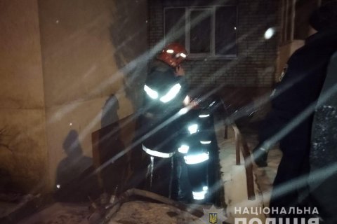 Жителей подъезда 9-этажного дома во Львове эвакуировали из-за взрыва