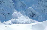 Рятувальники Закарпаття попередили про лавини у горах