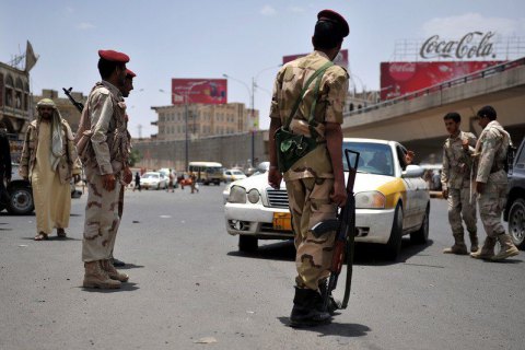 Боевики "Аль-Каиды" покинули один из захваченных ими городов в Йемене