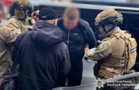 На Полтавщині двоє чоловіків намагалися переправити "клієнта" через кордон за $20 000