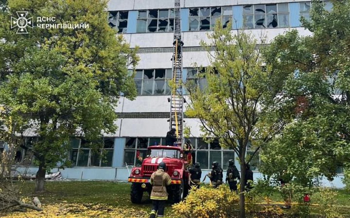 За добу росіяни обстріляли 23 населені пункти Чернігівщини, у Ніжині влучили у підприємство