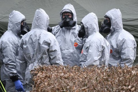 Велика Британія встановила ще двох підозрюваних у справі про отруєння "Новачком"