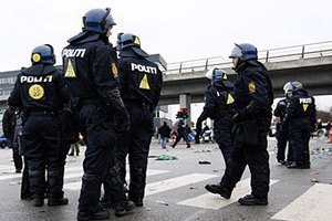 Під час стрілянини в торговому центрі Копенгагена поранено 3 людей