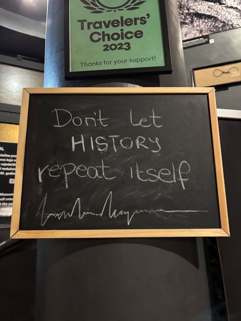 Застереження в музеї: Не дайте історії повторитися (Історичний музей Сараєво)