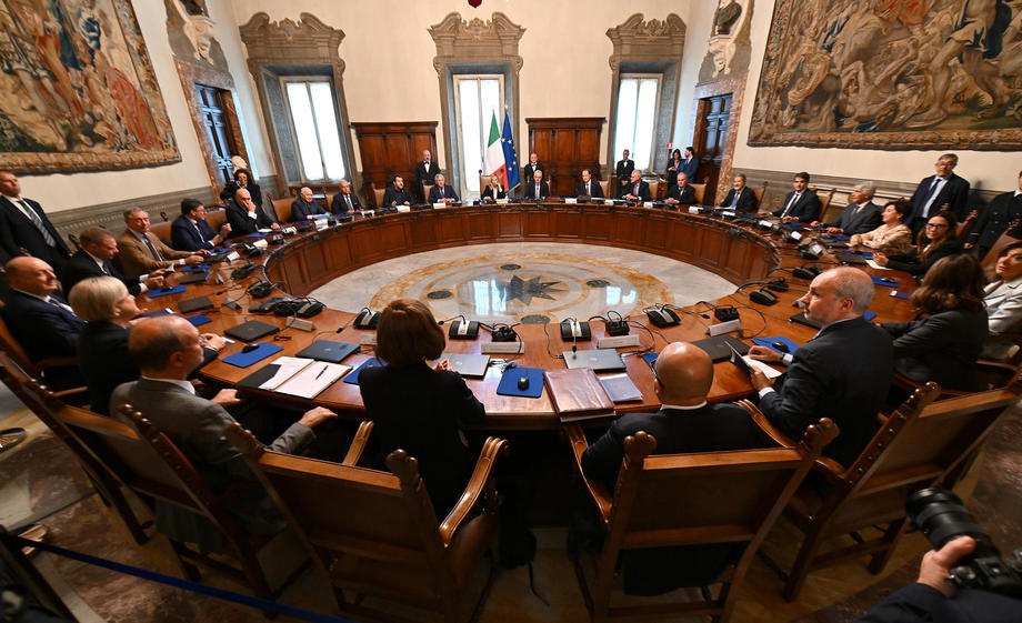 Під час засідання ради міністрів у Палаццо Кіджі, Рим, 23 жовтня 2022 року.