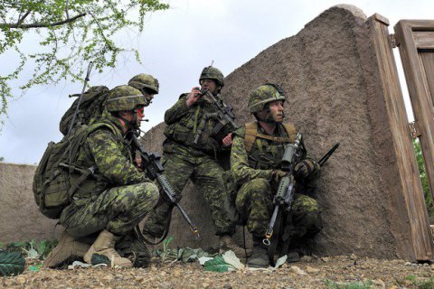 Осенью канадские военные начнут обучать украинских солдат