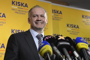 Новим президентом Словаччини офіційно став Андрей Кіска