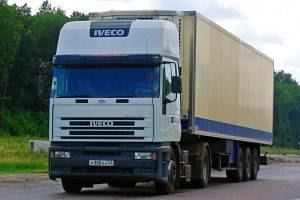 Росія заборонила прямі транзитні перевезення вантажів з України в Киргизстан