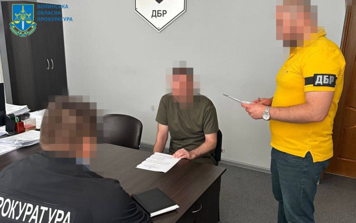 ОГП: в Україні викрили масштабну схему розкрадань деревини на понад 350 мільйонів