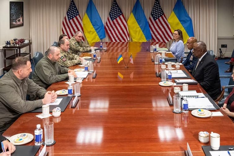 Переговори української делегації із американськими колегами 