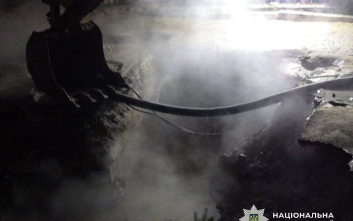 Померла 16-річна дівчина, яка у січні впала в яму з окропом у Києві