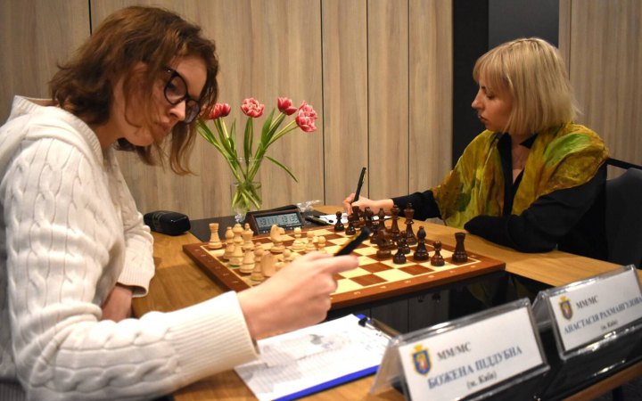 Без Жукової, Гапоненко й Піддубної: в Ужгороді визначили претенденток на місце в збірній України