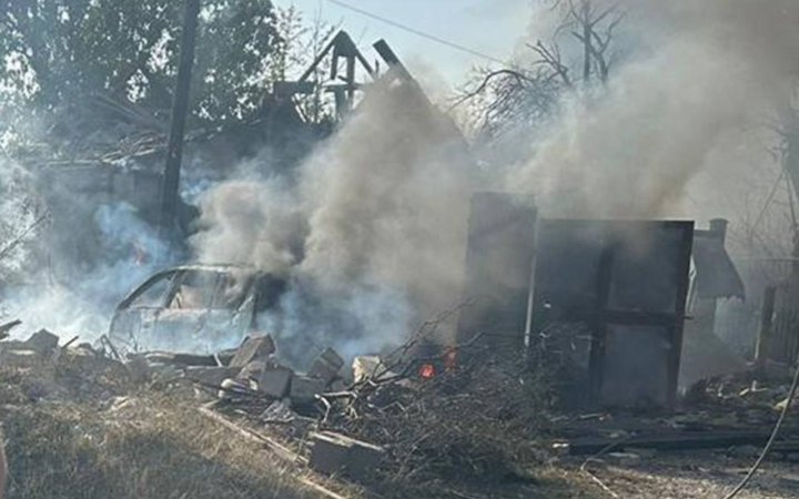 На Донеччині внаслідок обстрілів КАБами 2 людини загинули і 6 отримали поранення