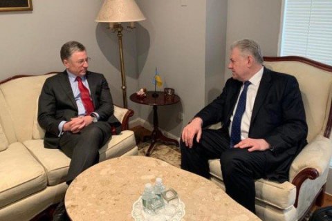 Єльченко і Волкер обговорили ситуацію на окупованих територіях і звільнення заручників Кремля