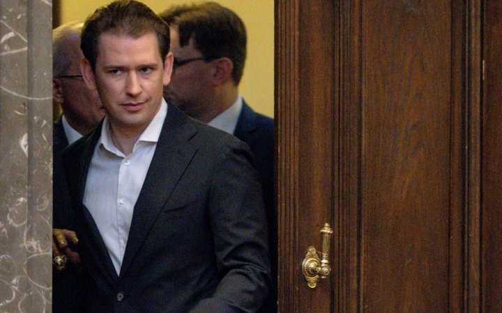 Ексканцлера Австрії Курца судять за звинуваченнями у неправдивих показах